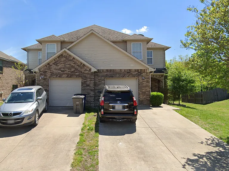 801 Parkplace Rdg #801 — Photo 1