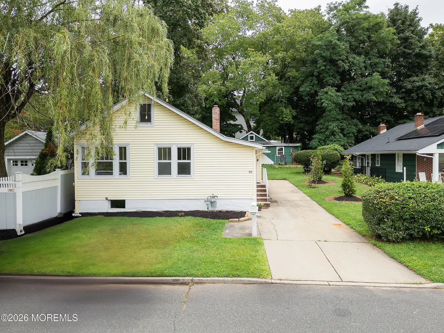 3 bed, 924 sqft, $3,250 — Photo 2
