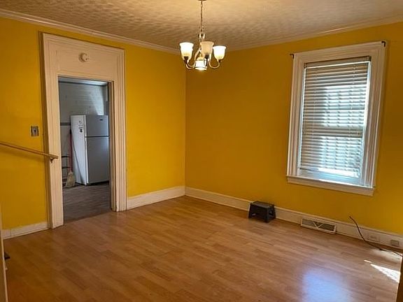 5th image of 520 Lincoln Ave