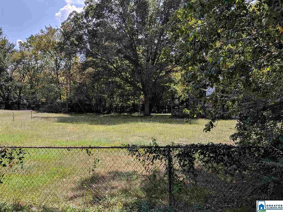 1st image of 2805 Parklawn Ave SW #0