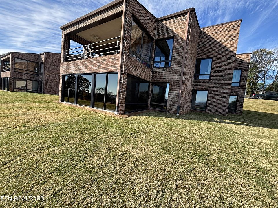 1st image of 6208 Mountain Park Dr #8