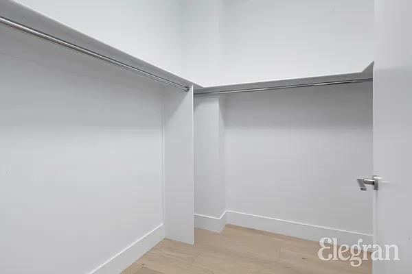 Rented by (Legacy) Elegran | media 43