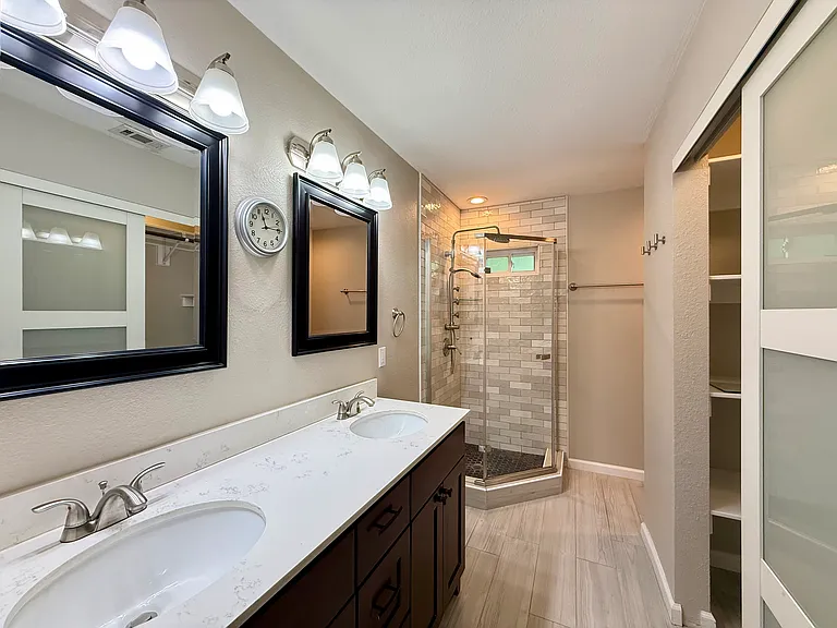 10518 Desdemona Dr — Photo 5