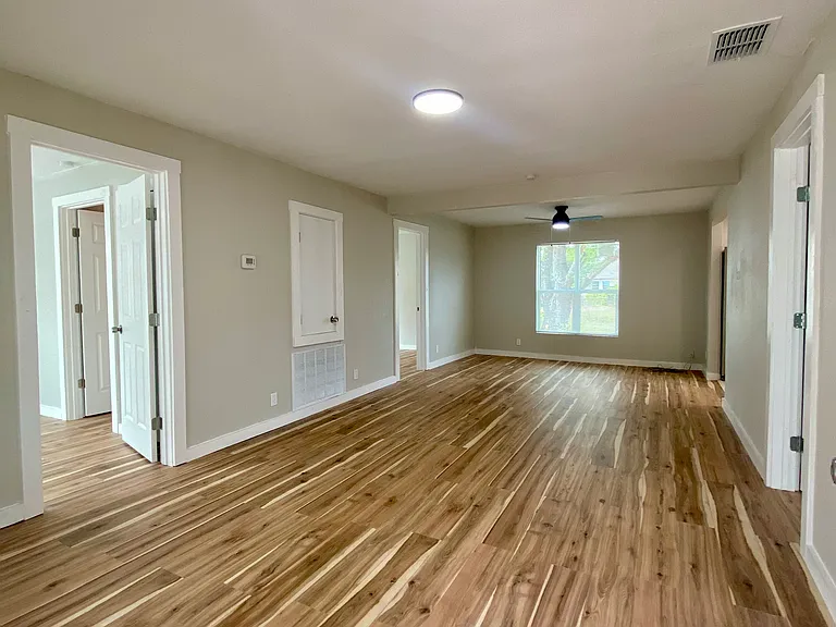 431 Tutt Ave — Photo 22