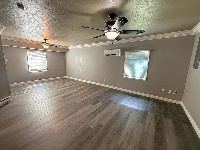 520 Walnut St #A — Photo 5