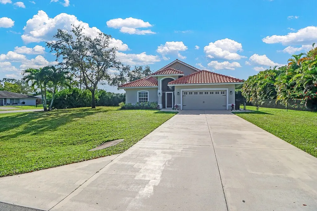 3 bed, 1787 sqft, $10,000 — Photo 2
