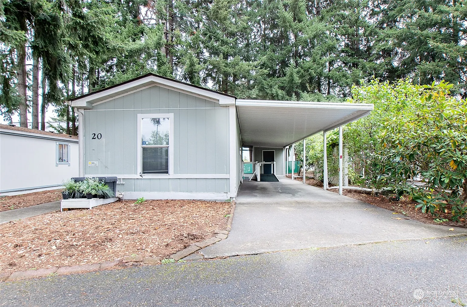 5250 College Street SE #20 photo 1