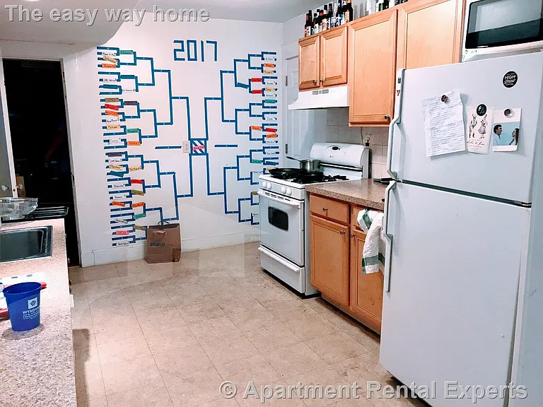 223 Summer St — Photo 2