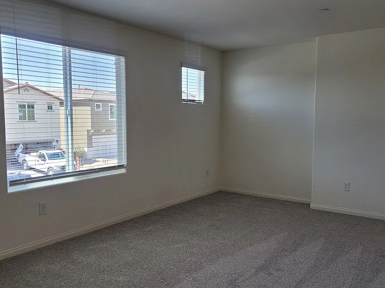 4552 Merlot Hills Ave — Photo 39
