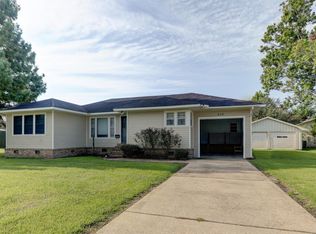 616 E Putnam St, Erath, LA 70533