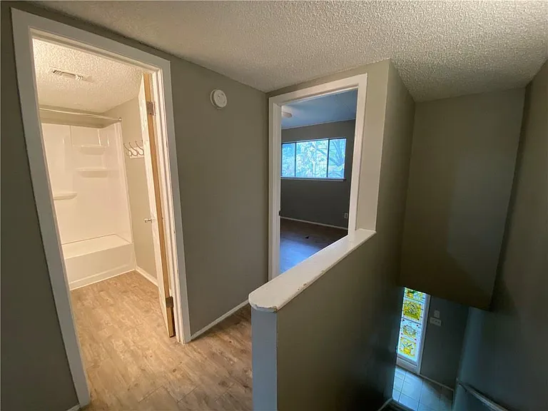2413 Leon St #101 — Photo 15