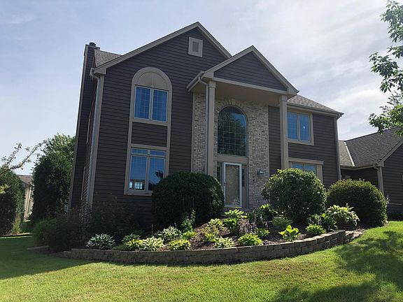 2nd image of N54W16909 Ravenwood Dr