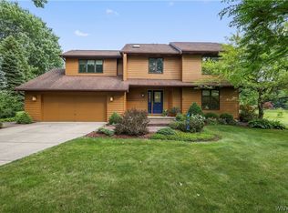 10 Terrace Ln, Elma, NY 14059