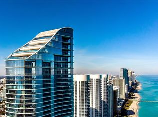 15703 Collins Ave, North Miami Beach, FL 33160