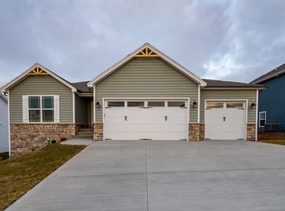 7010 Knob Valley Way, Georgetown, IN 47122