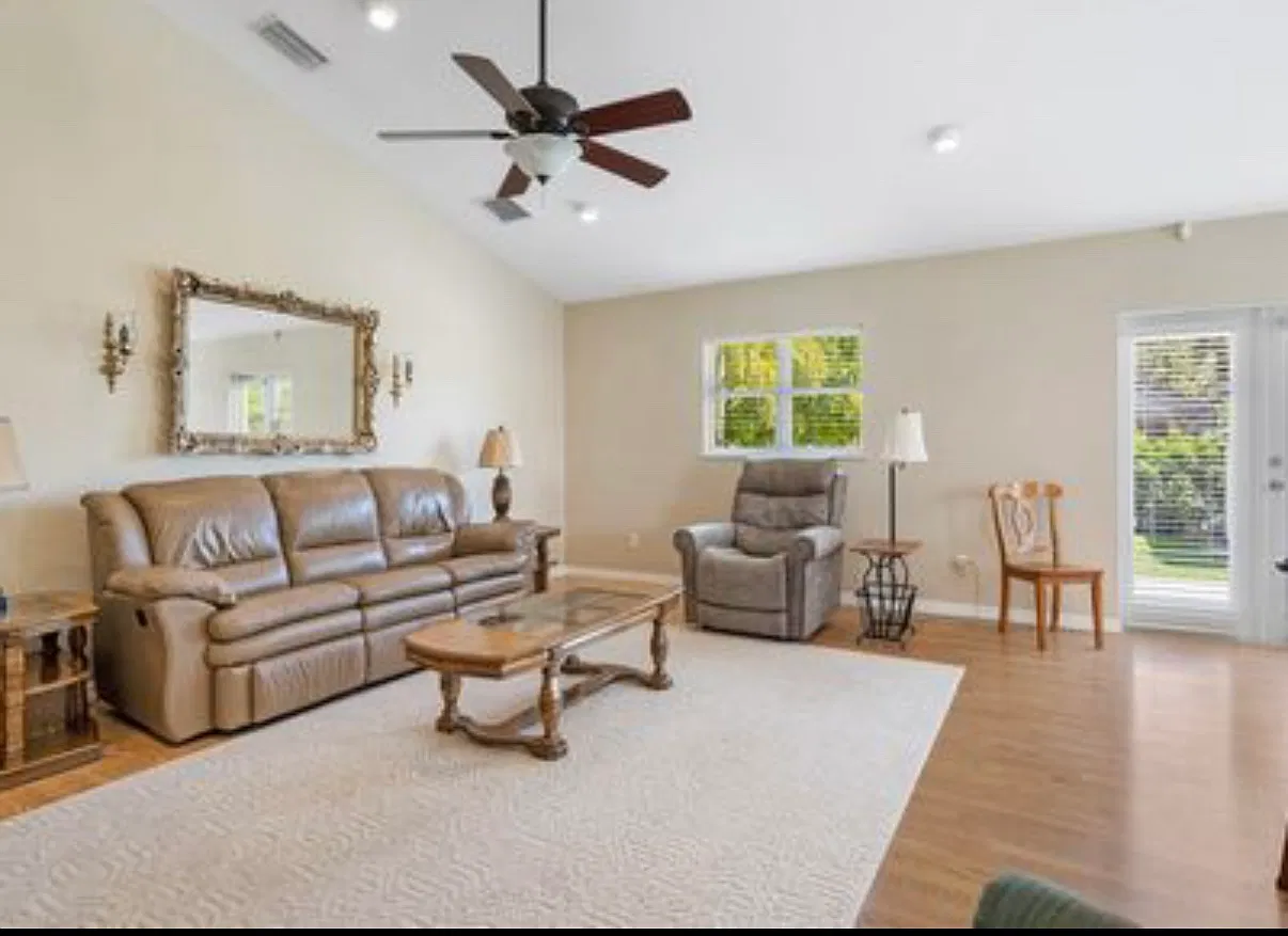 3 bed, 1519 sqft, $2,675 — Photo 4