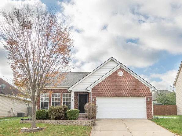 232 Gleneagles Way, Versailles, KY 40383