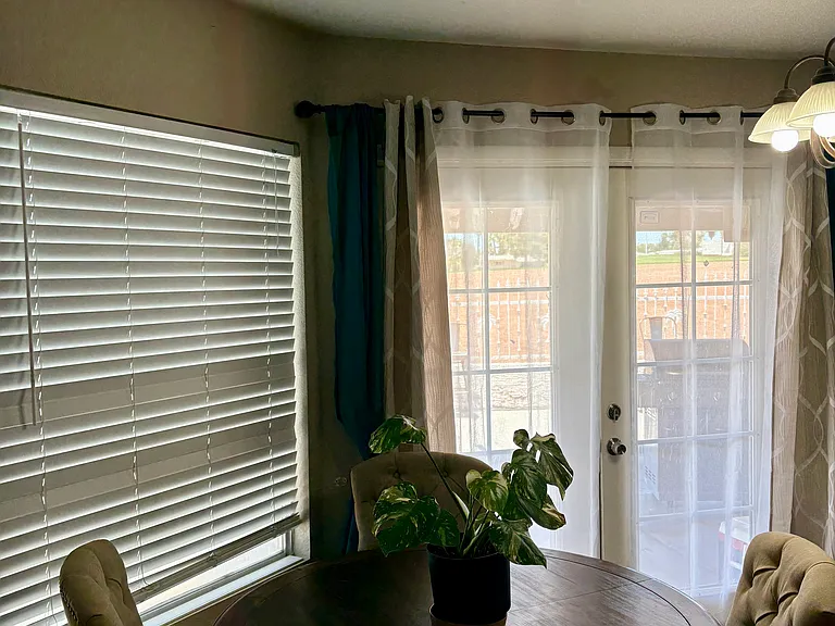 2591 Raywood St — Photo 4
