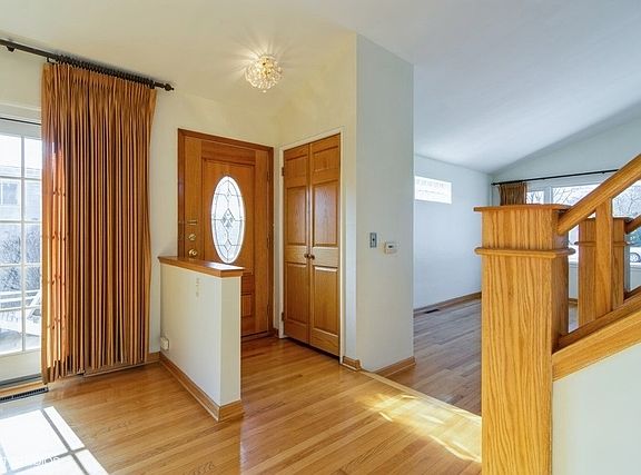 2nd image of 47 Fernwood Dr