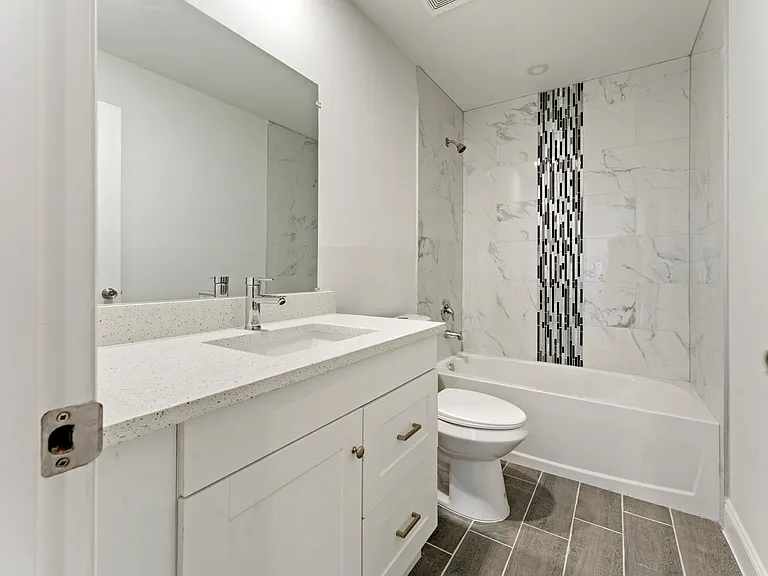 2nd bathroom