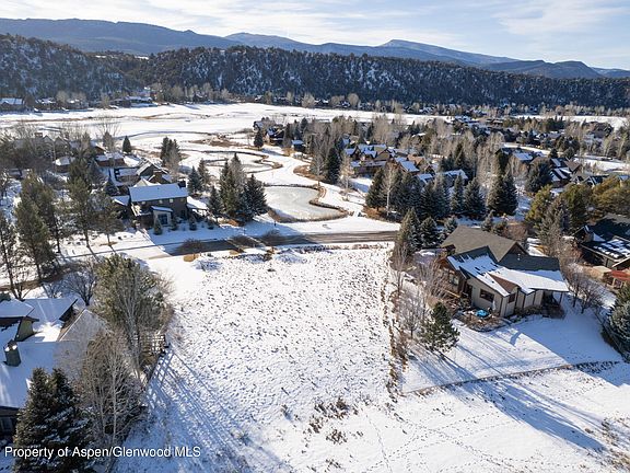 5th image of 1078 Heritage Dr