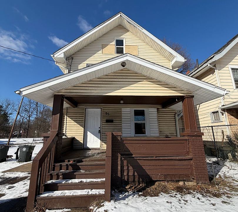 1st image of 95 W Cuyahoga Falls Ave
