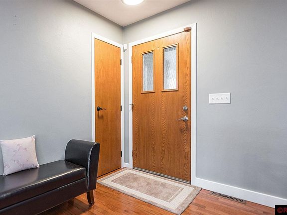 5th image of 361 E Amber Lake Dr