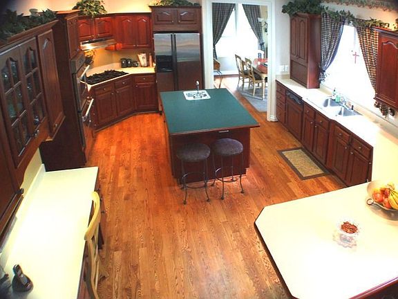 Cherry and oak island kitchen