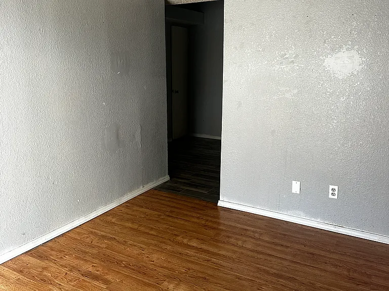 1100-1200 S Lynn Ln #21 — Photo 20