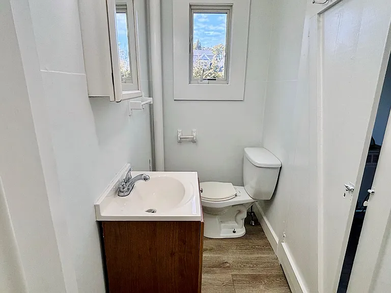 15 Center St #2 — Photo 5