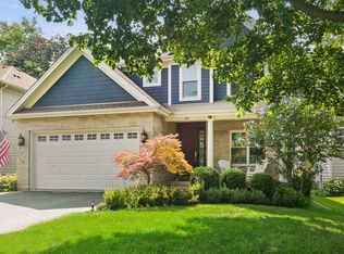 730 Highland Ave, Barrington, IL 60010
