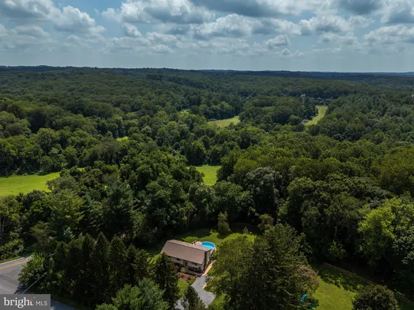 1001 Cockeys Mill Rd, Reisterstown, MD 21136