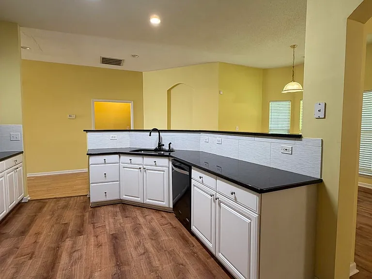 216 Horseshoe Bnd — Photo 18