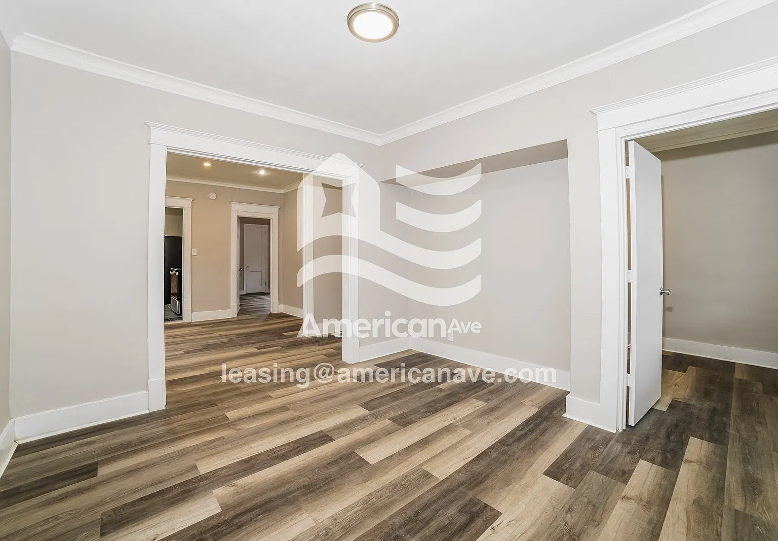 2 bed, 1.0 bath, 878 sqft, $1,065 — Photo 3