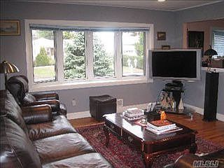 3rd image of 39 Leonard Ln