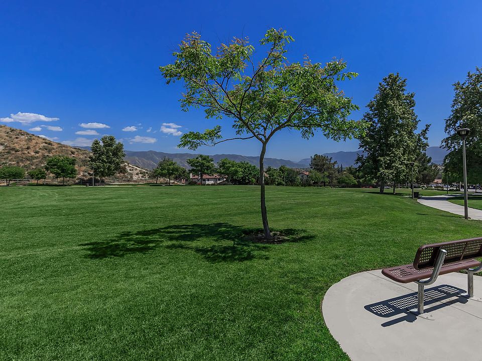 Sand Canyon Villas & Townhomes Apartment Rentals Canyon Country, CA