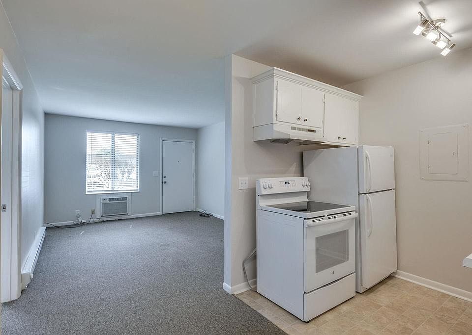 Living room (prior to installing Hardwood)