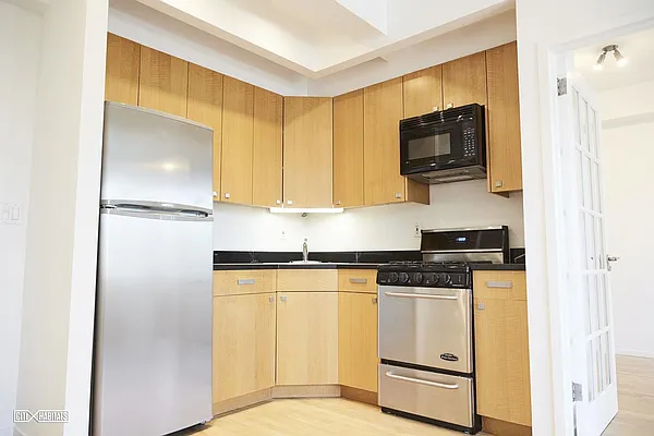 Rented by Citi Habitats | media 18