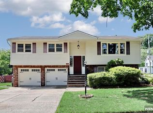 294 Kastler Ct, New Milford, NJ 07646