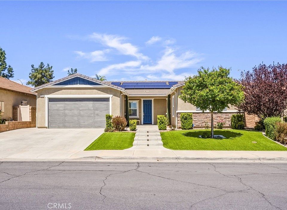 1st image of 31874 Cloverhill Way