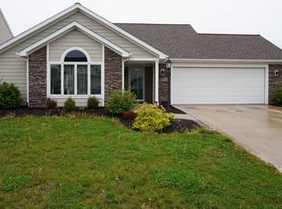 15454 Towne Gardens Ct, Huntertown, IN 46748