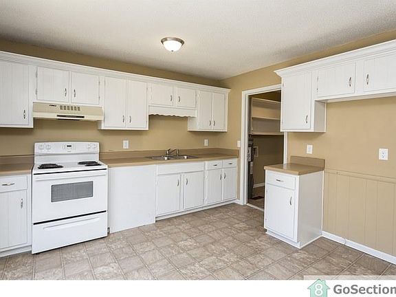 5th image of 5723 Desoto Dr