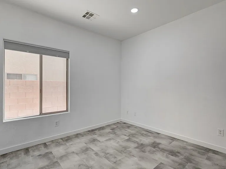 9929 Markhorn Ct — Photo 24