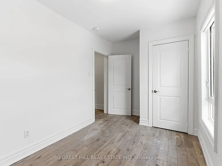 1297 Davenport Rd — Photo 24