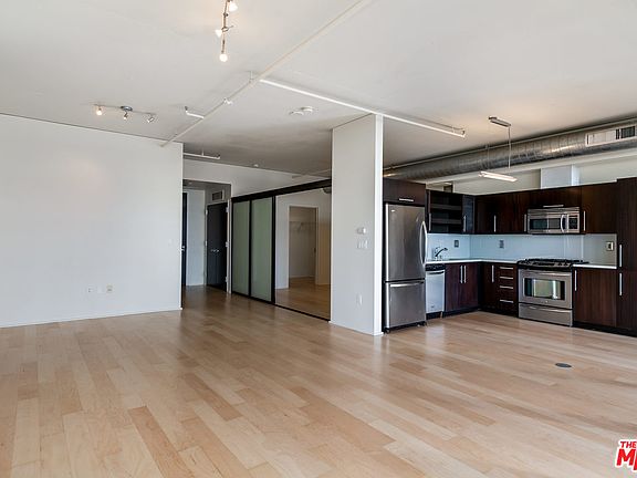 5th image of 1100 S Hope St APT 808