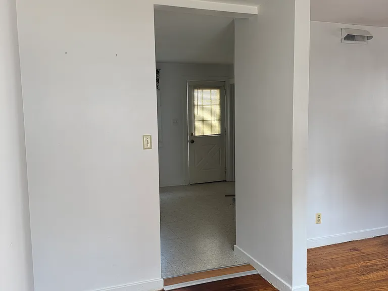 94 Pennsylvania Ave #96 — Photo 22