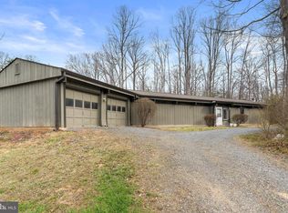 7202 Danny Ln, Manassas, VA 20112