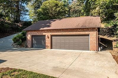 5th image of 4645 Boyd Moore Ave
