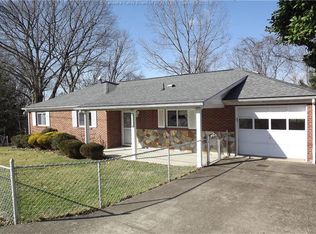 2008 Weberwood Dr, South Charleston, WV 25303