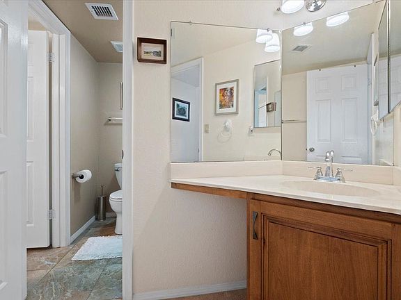 4th image of 10301 N 70th St Unit 204